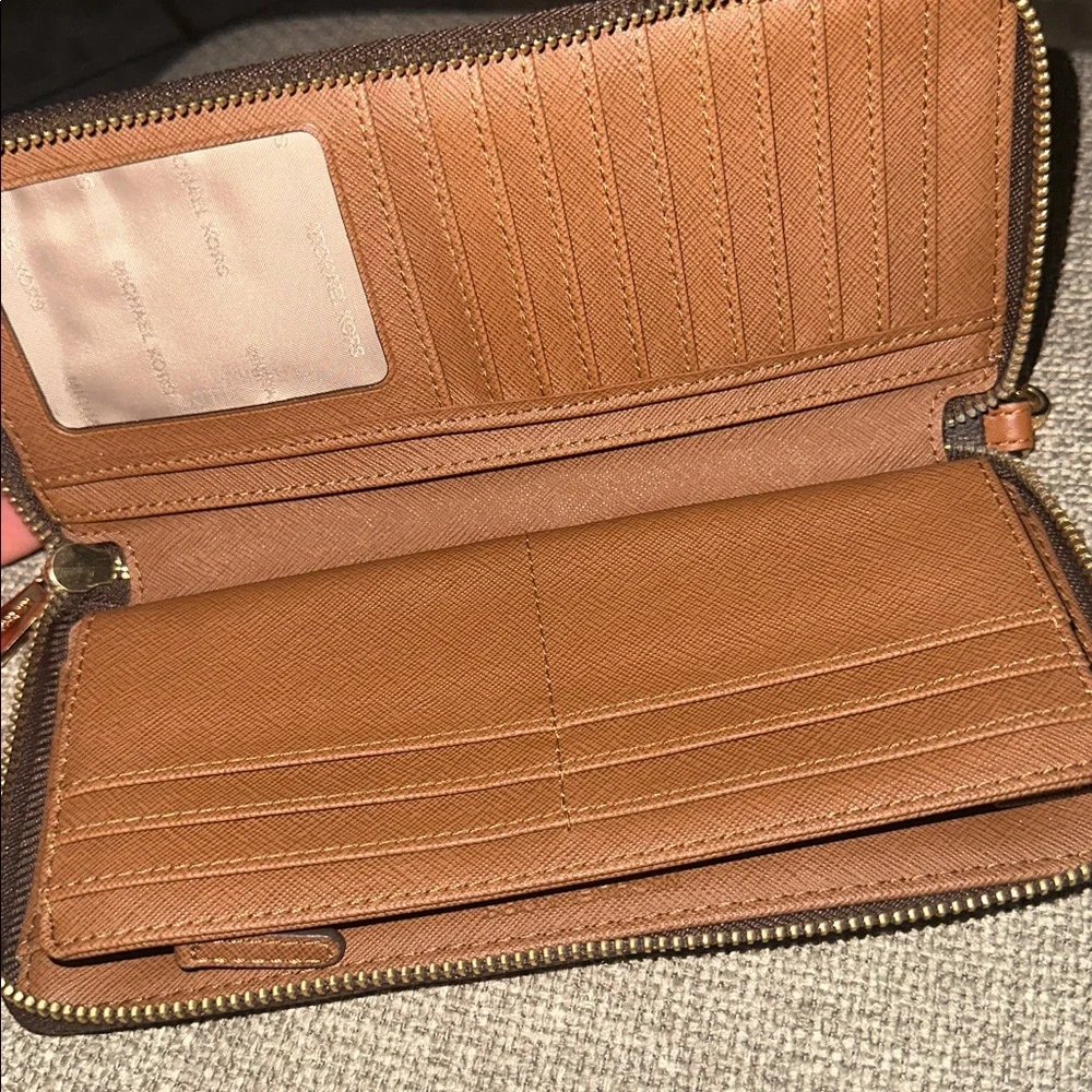 Michael Kors Wallet/Wrislet